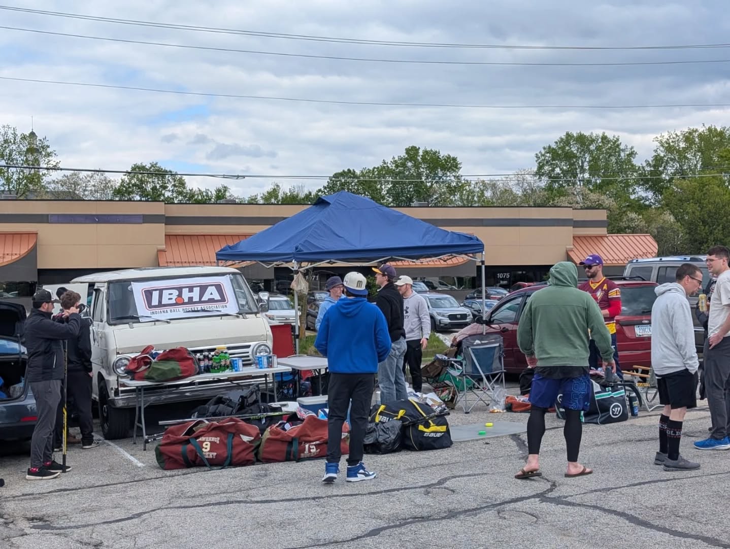 IBHA players tailgating before a ball hockey game